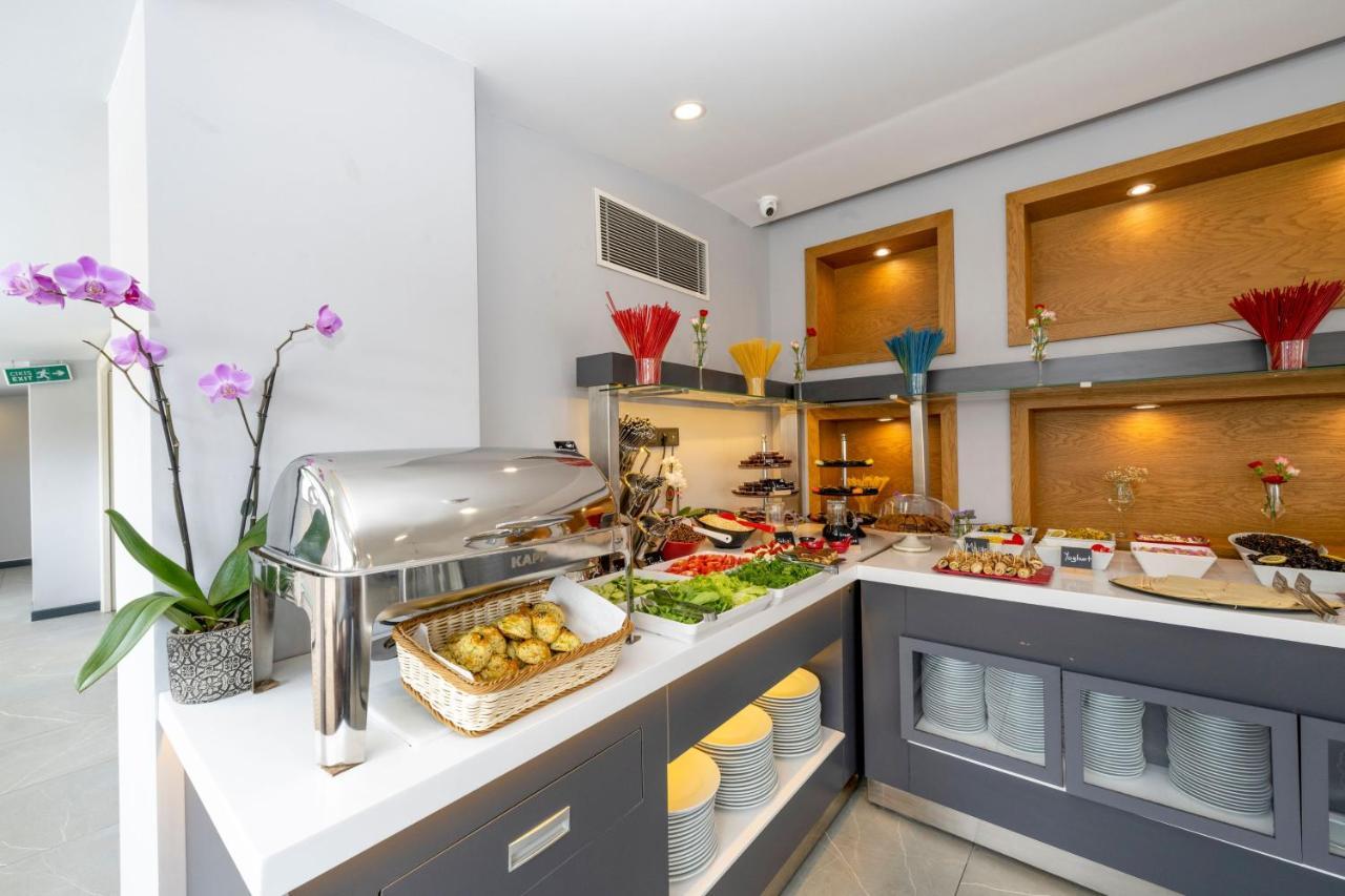 Отель Graziella Gold 4*